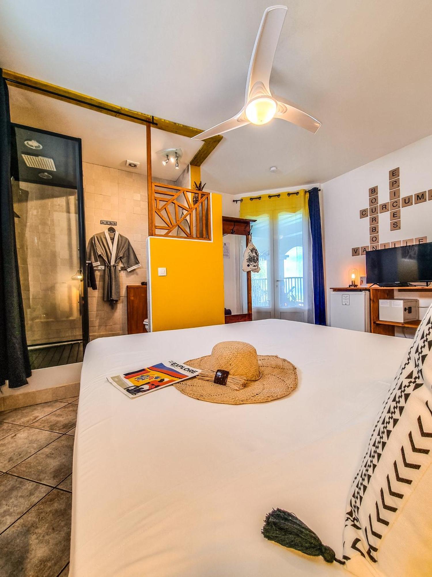 Maison D'Hotes Villa Des Mascareignes Petite-Ile Ngoại thất bức ảnh
